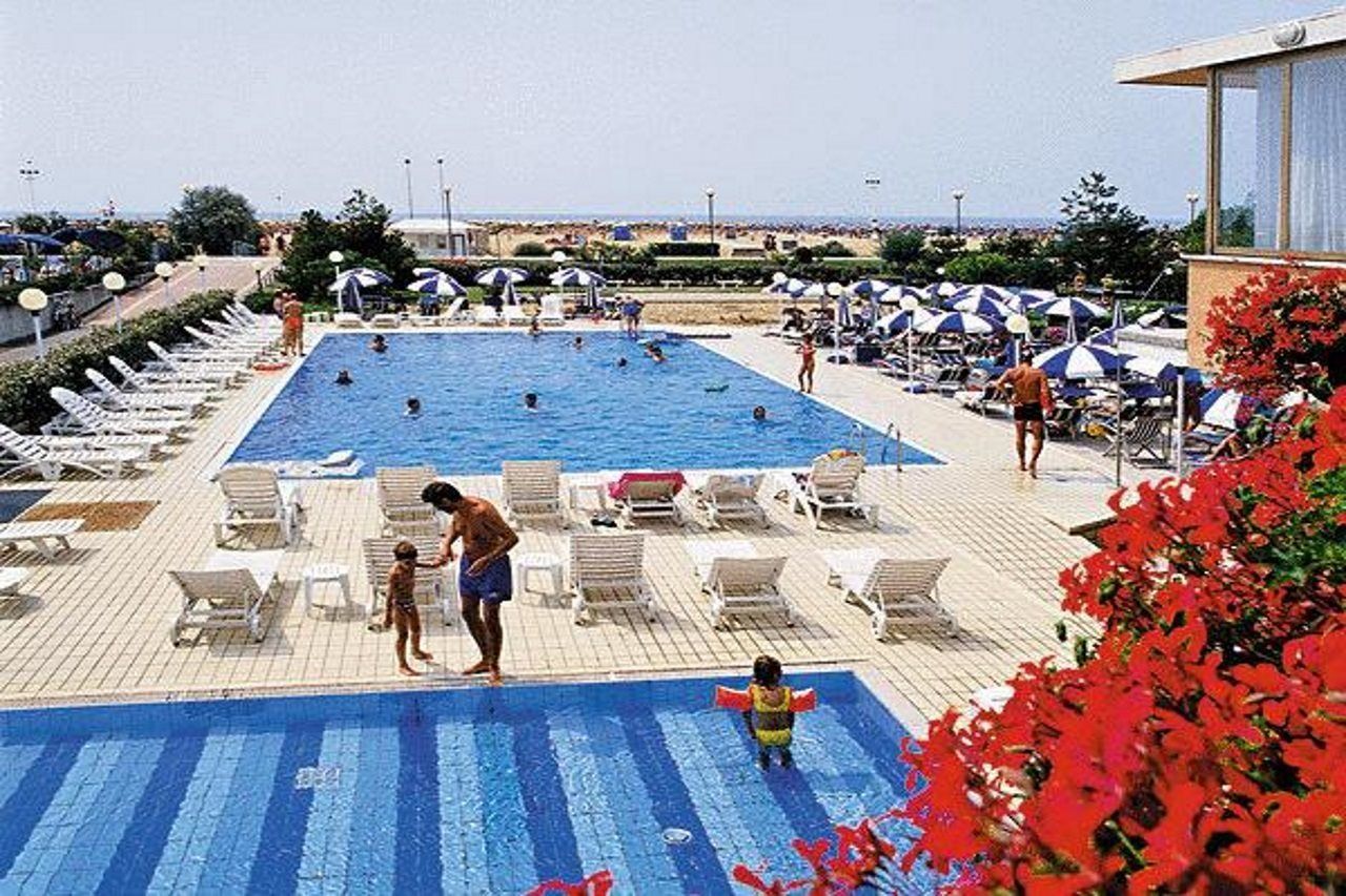 Palace 4* Bibione