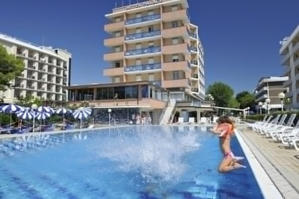 Hotel Palace 4*